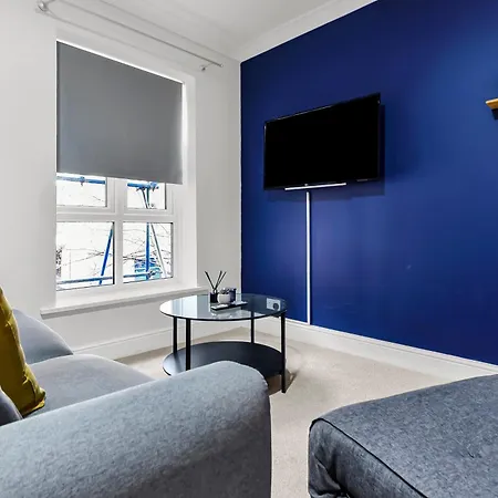 Cosy Canary Wharf Apartment